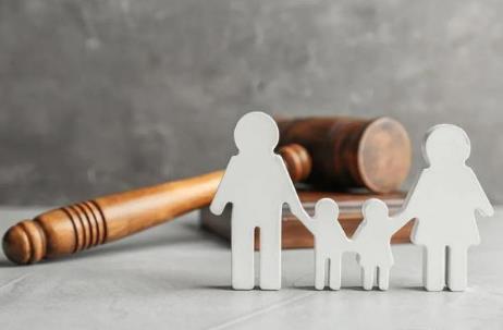 孩子一岁父母离婚孩子怎么判?