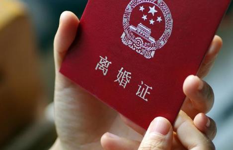 夫妻分居满两年可以自动离婚吗?